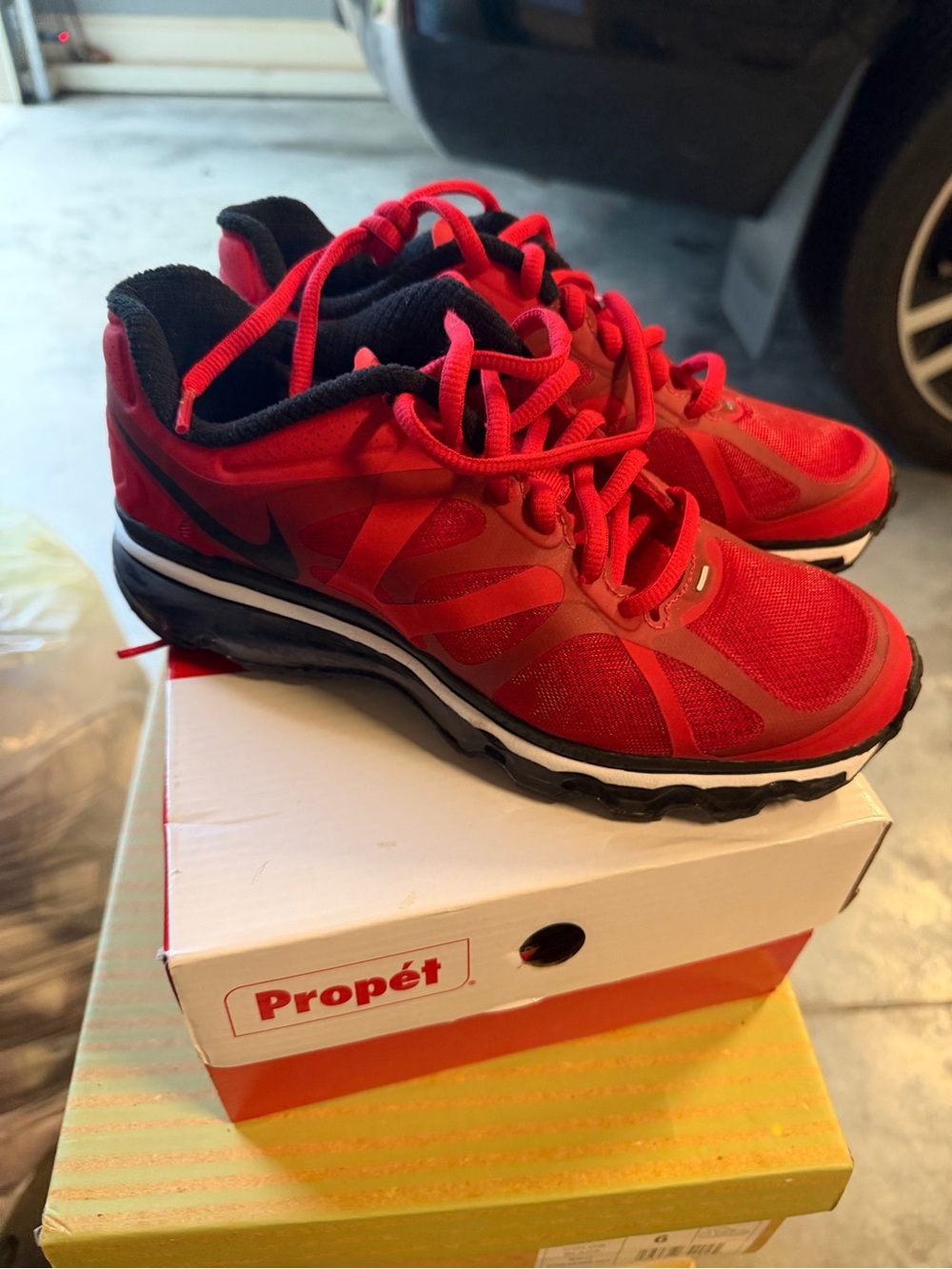 Nike Kids Red and Black Sneakers